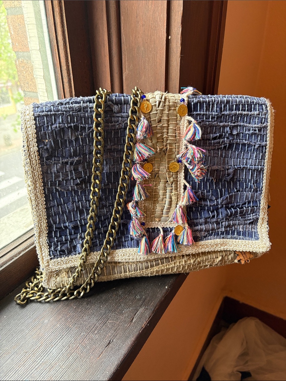 Elektra’s Workshop Navy & Creams Tassel-Trim Shoulder Bag with Chain Strap
